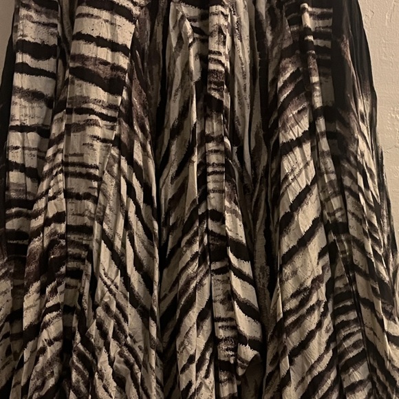 Grace Elements Zebra Print Midi Skirt - Picture 4 of 5